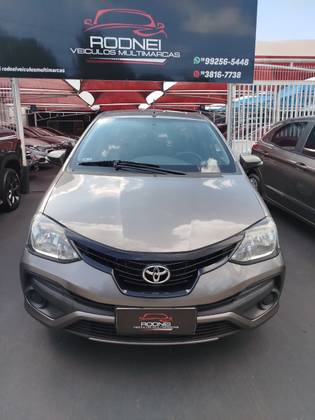 TOYOTA ETIOS 1.5 X PLUS SEDAN 16V FLEX 4P AUTOMÁTICO